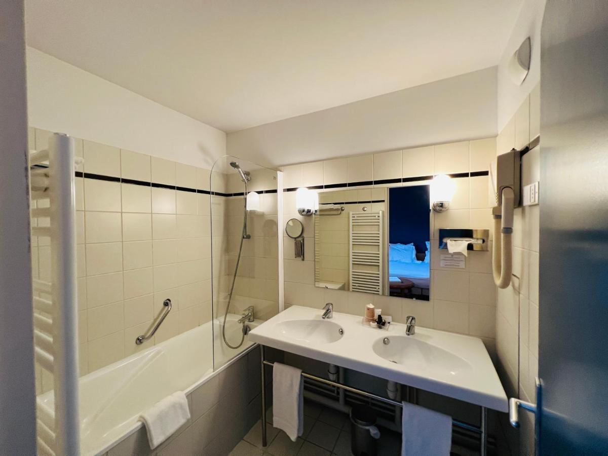 Le Pre Saint Germain Otel Louviers Dış mekan fotoğraf