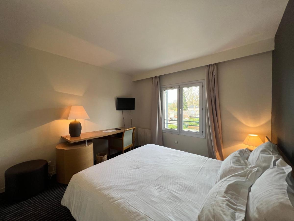 Le Pre Saint Germain Otel Louviers Dış mekan fotoğraf