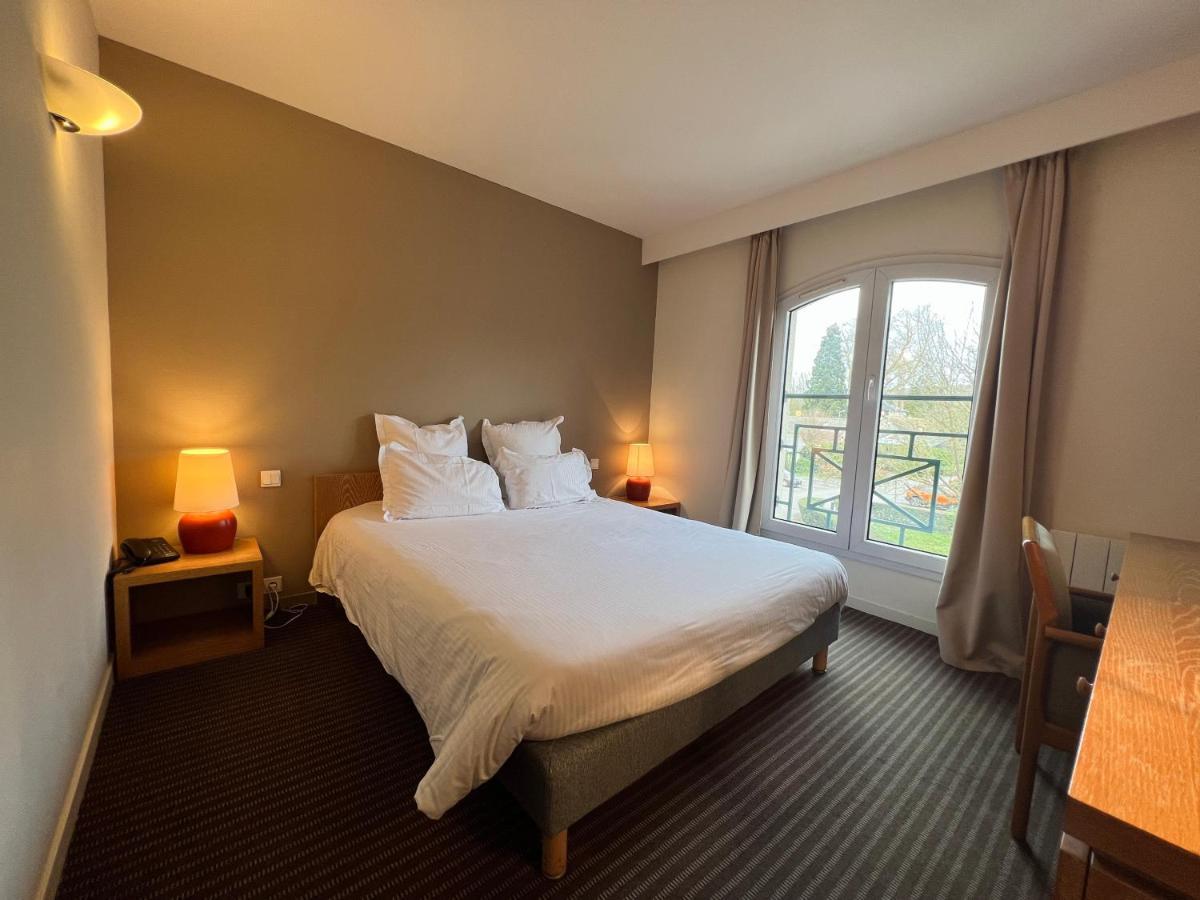 Le Pre Saint Germain Otel Louviers Dış mekan fotoğraf