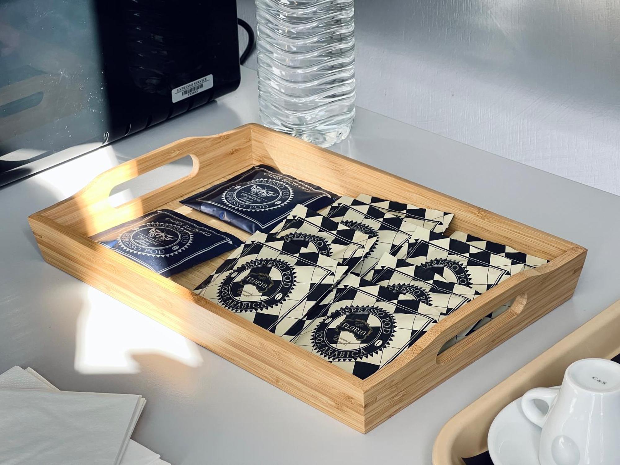 Le Pre Saint Germain Otel Louviers Dış mekan fotoğraf