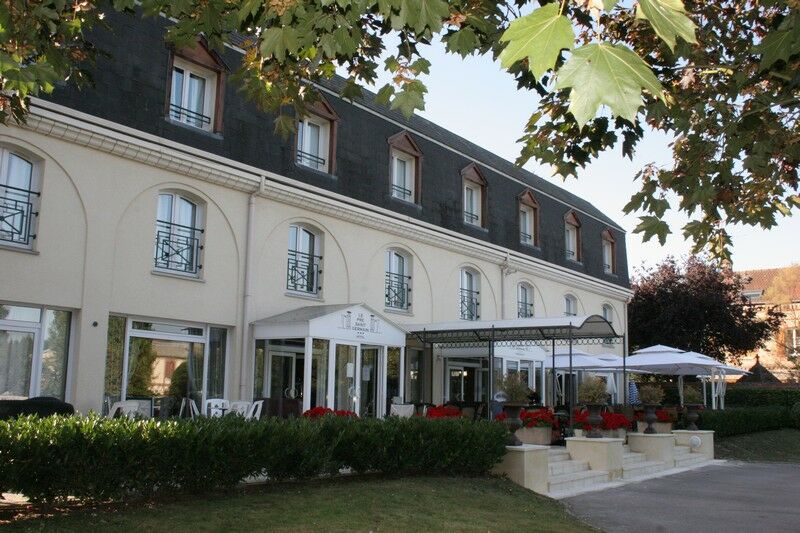 Le Pre Saint Germain Otel Louviers Dış mekan fotoğraf